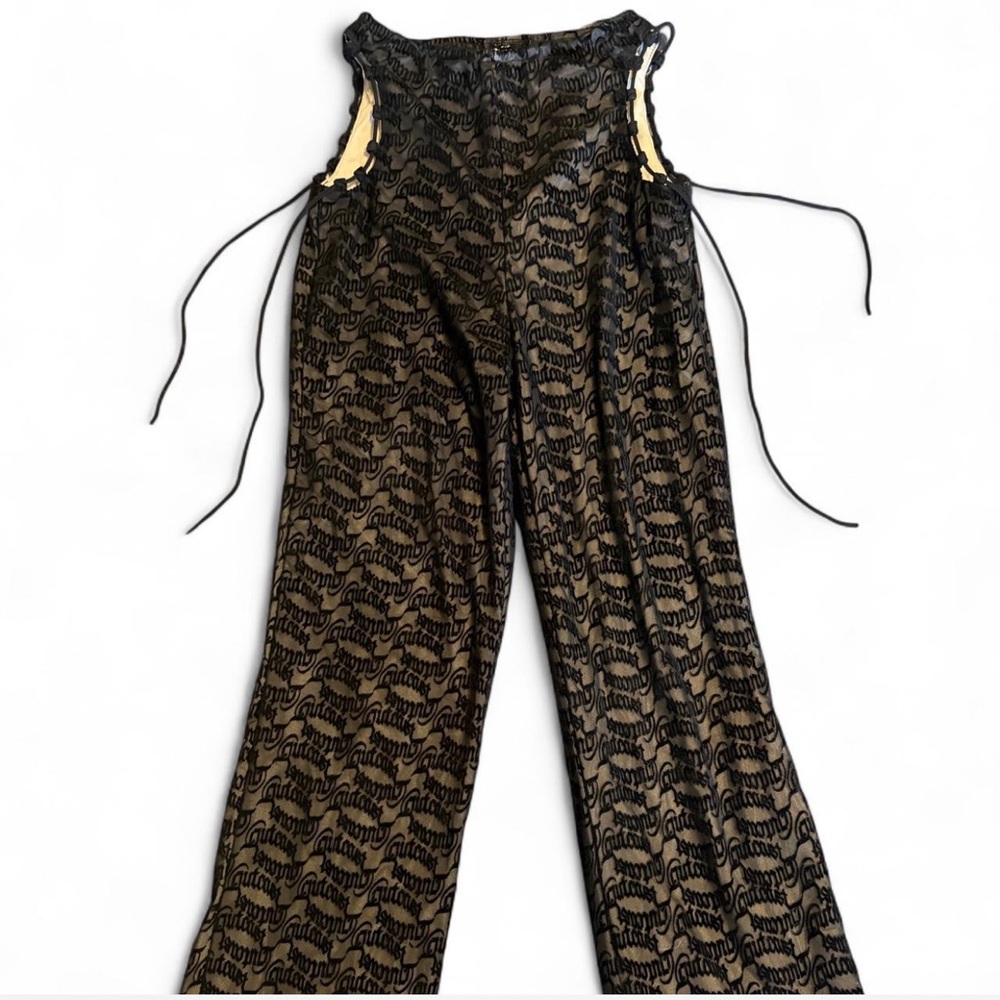 Rare Outcast gothic script pants in a charcoal/black colorway 🕷️